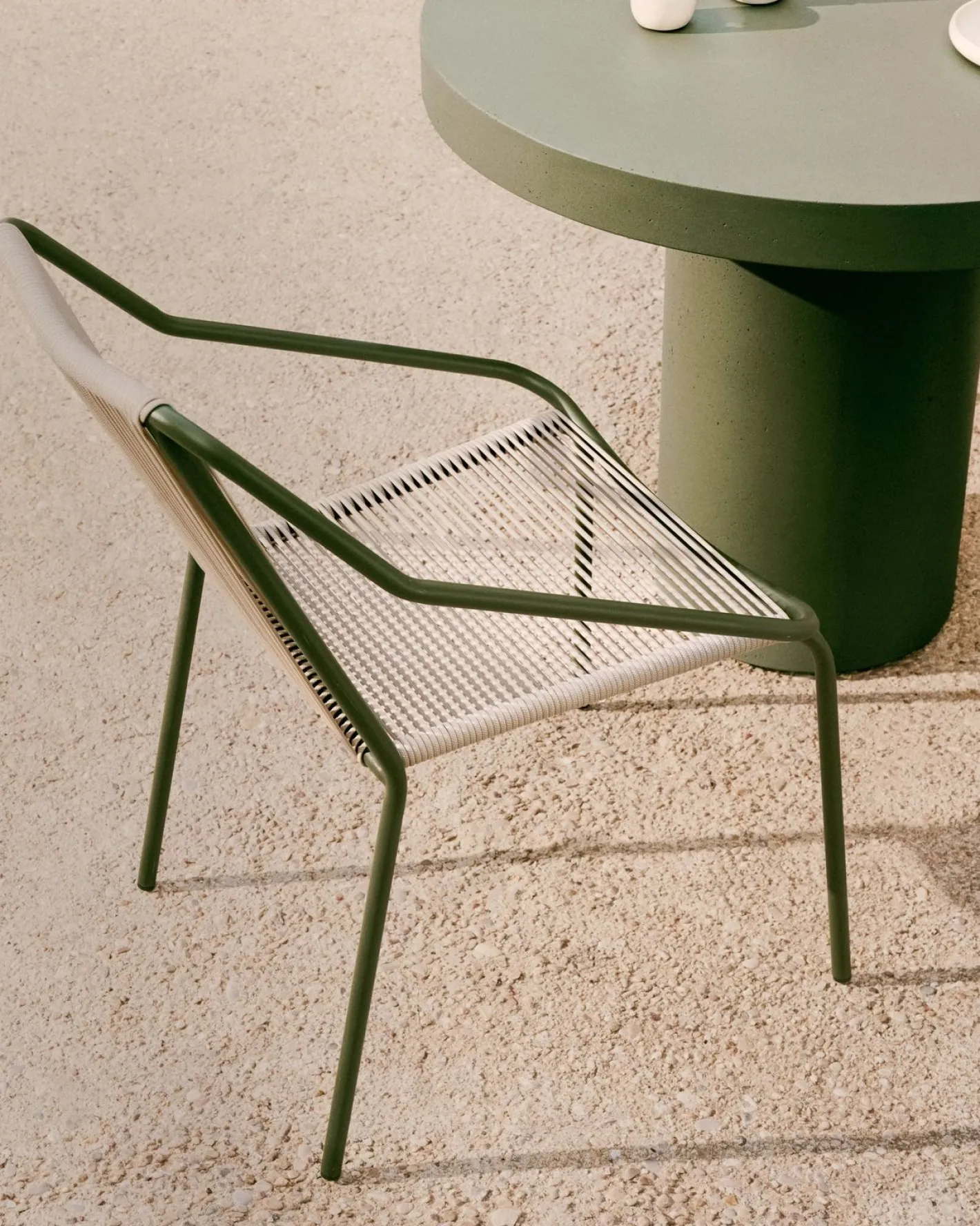 New Kave Home Aiguablava S Tuintafel Groen