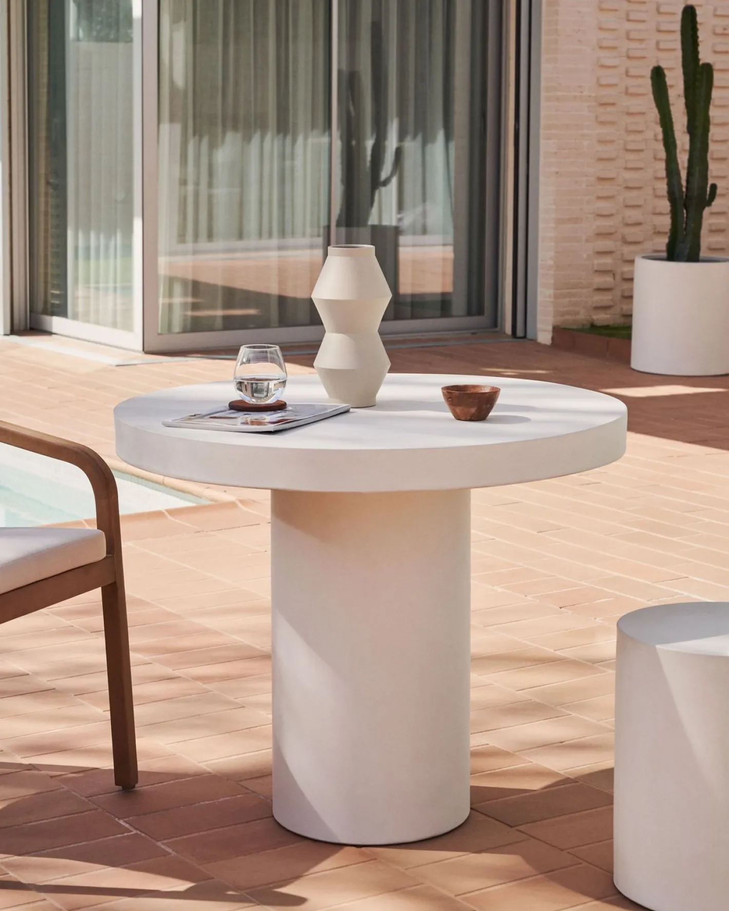 Kave Home Aiguablava S Tuintafel Wit