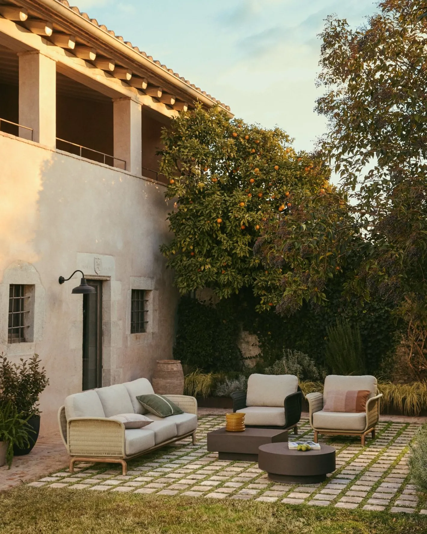 Clearance Kave Home Alipa Outdoor Fauteuil Antraciet