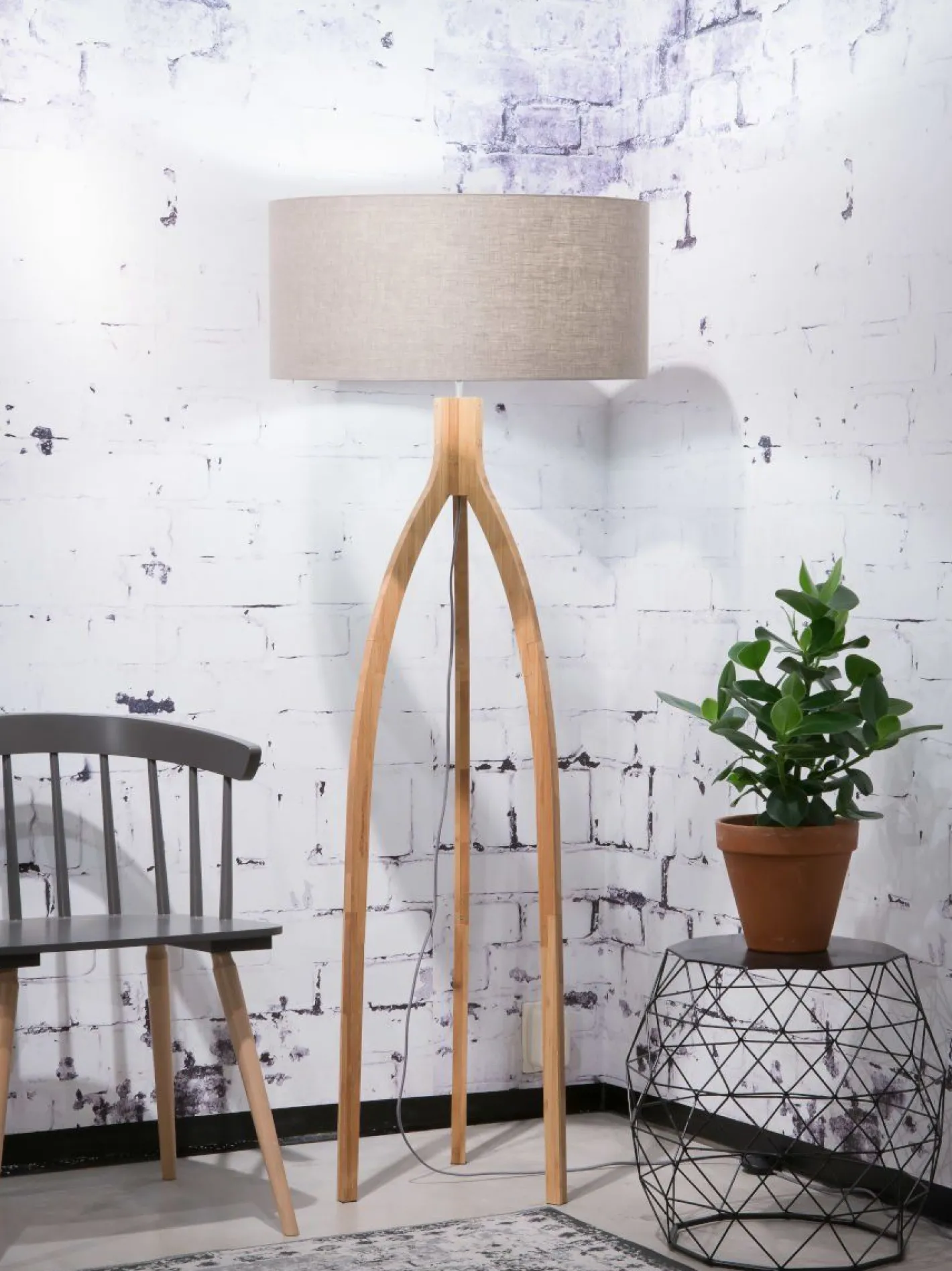 Discount Good&Mojo Annapurna Vloerlamp taupe