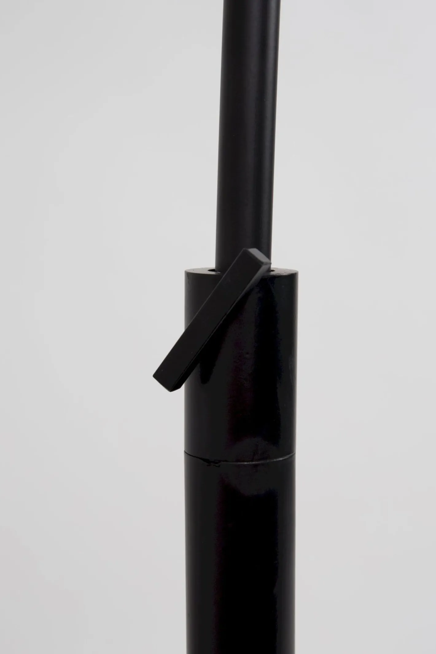 Discount Zuiver Arc Vloerlamp Black