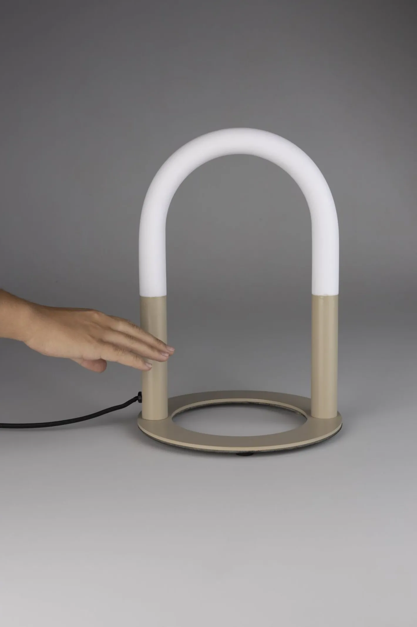 Clearance Zuiver Arch Tafellamp Beige
