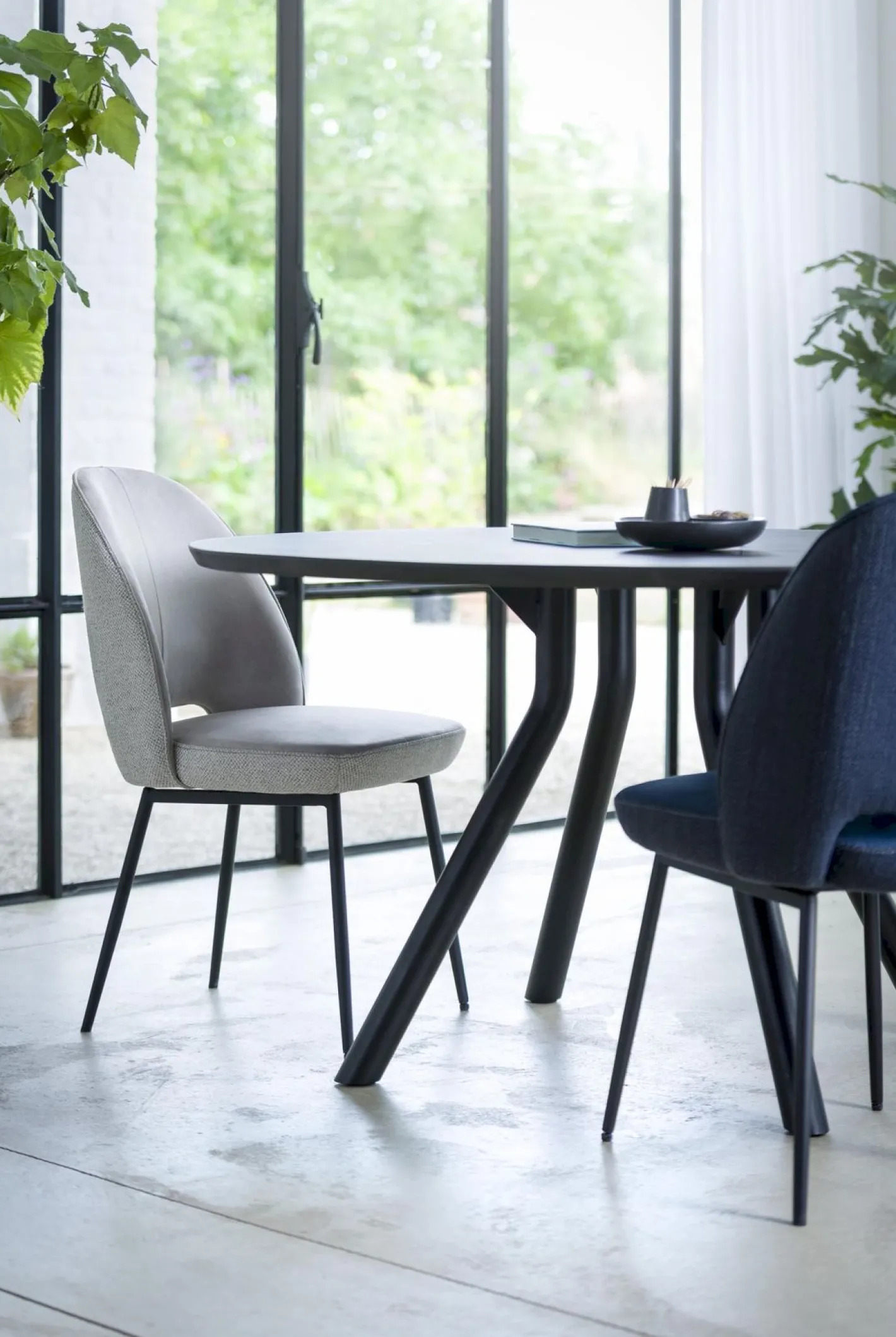 Outlet XOOON Arvada Rond Eettafel Onyx