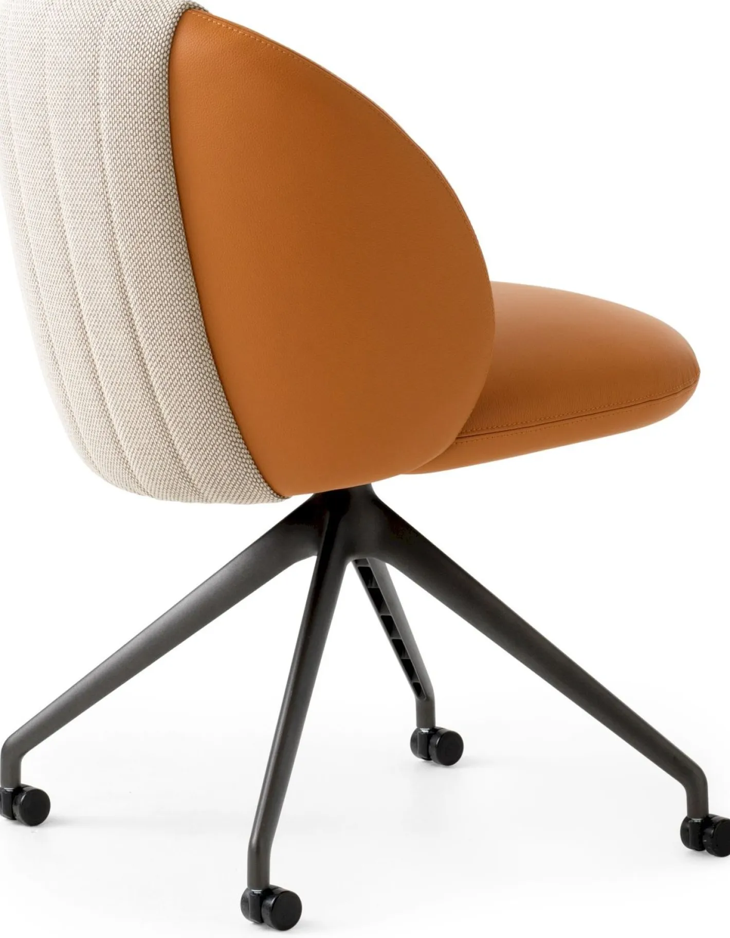 Clearance Leolux Baani Eetkamerstoel Cognac