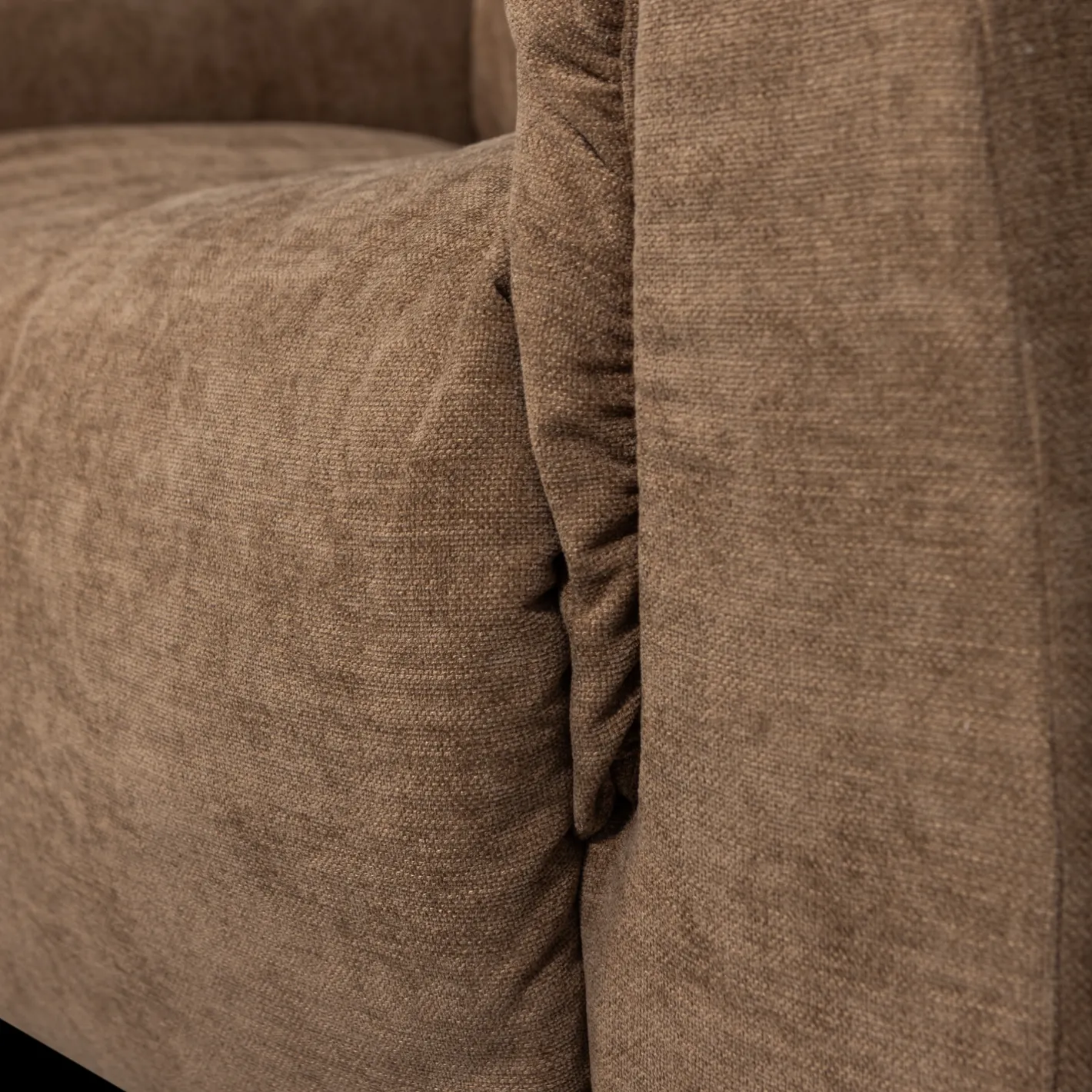 New WOOOD Baggy Loveseat Brown