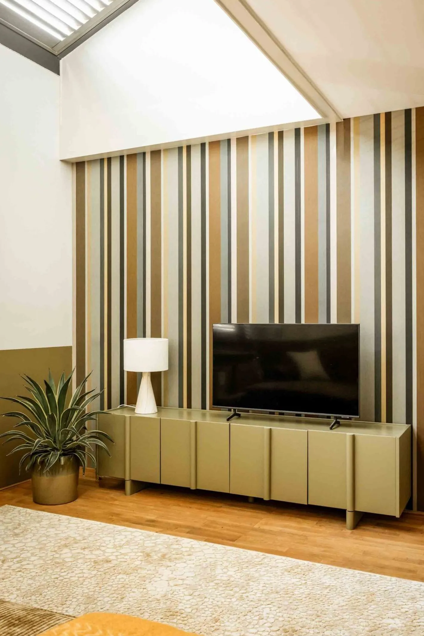 Hot WOOOD Basu TV-meubel Moss