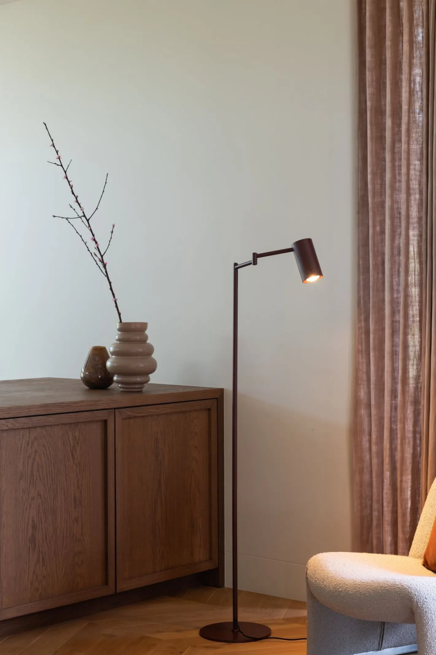 Hot It's about RoMi Bilbao Vloerlamp Burgundy