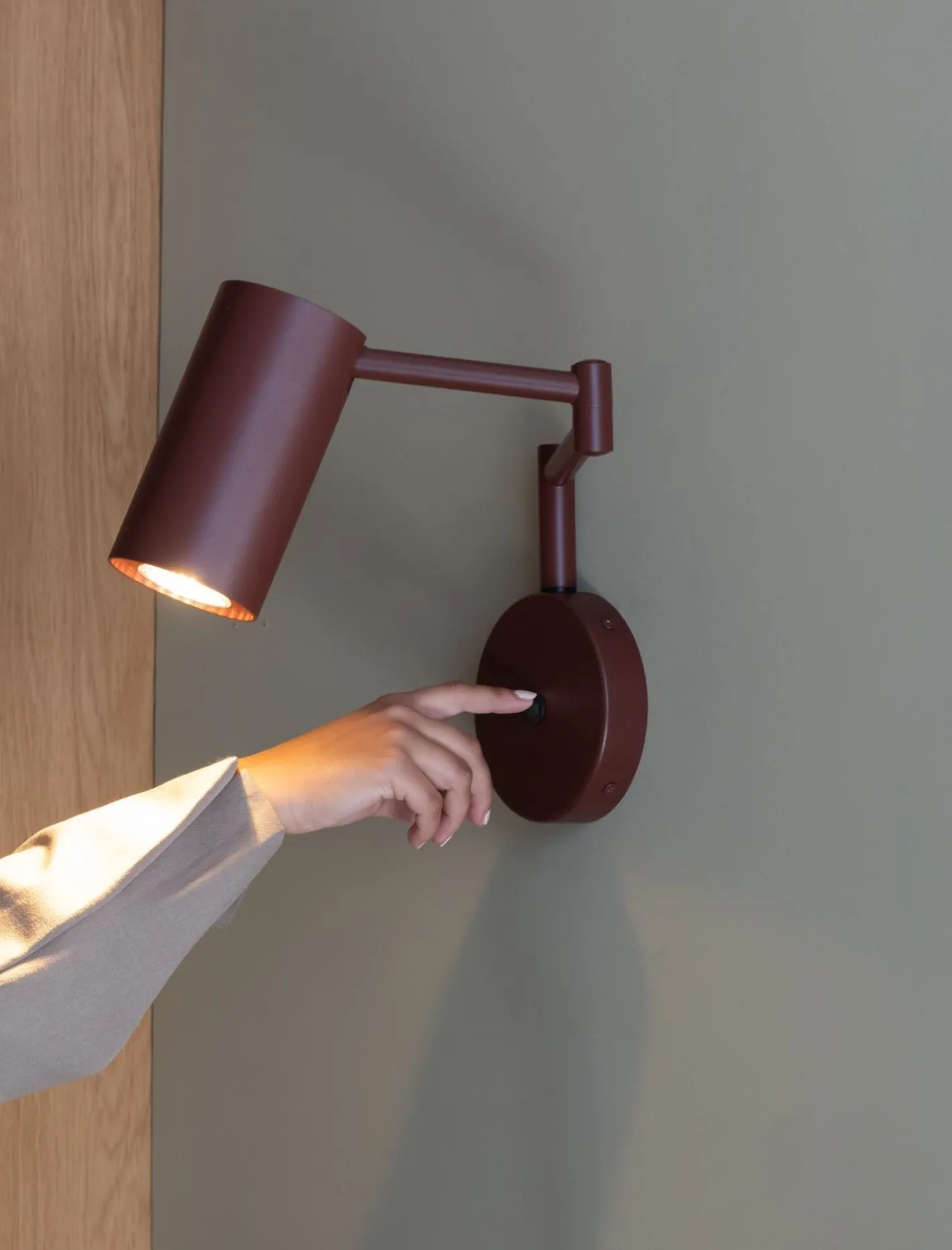 Hot It's about RoMi Bilbao Wandlamp Burgundy