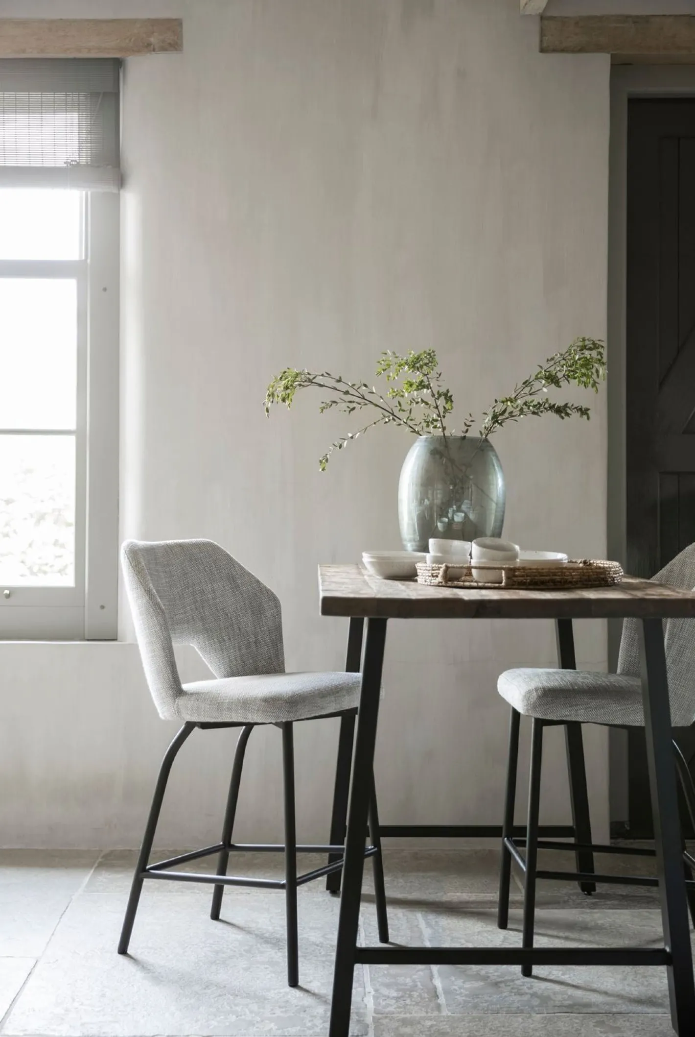 New MUST Living Bloom Barkruk Polaris Light Grey