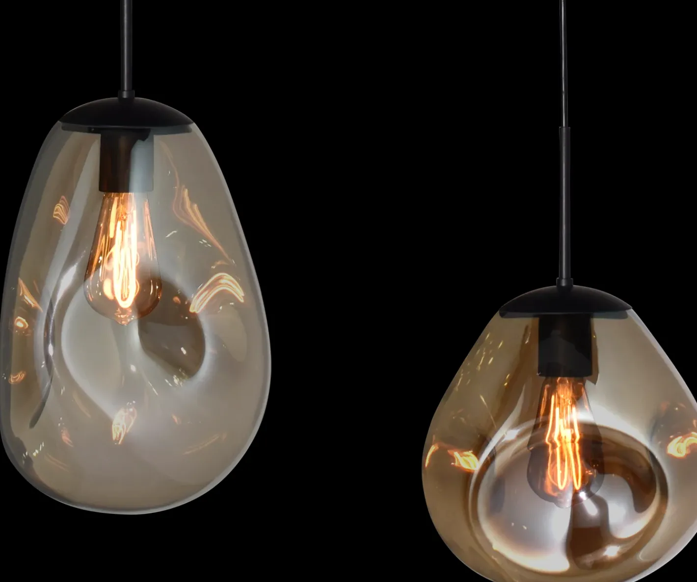 Montèl Bold Hanglamp Matt Black, Goud