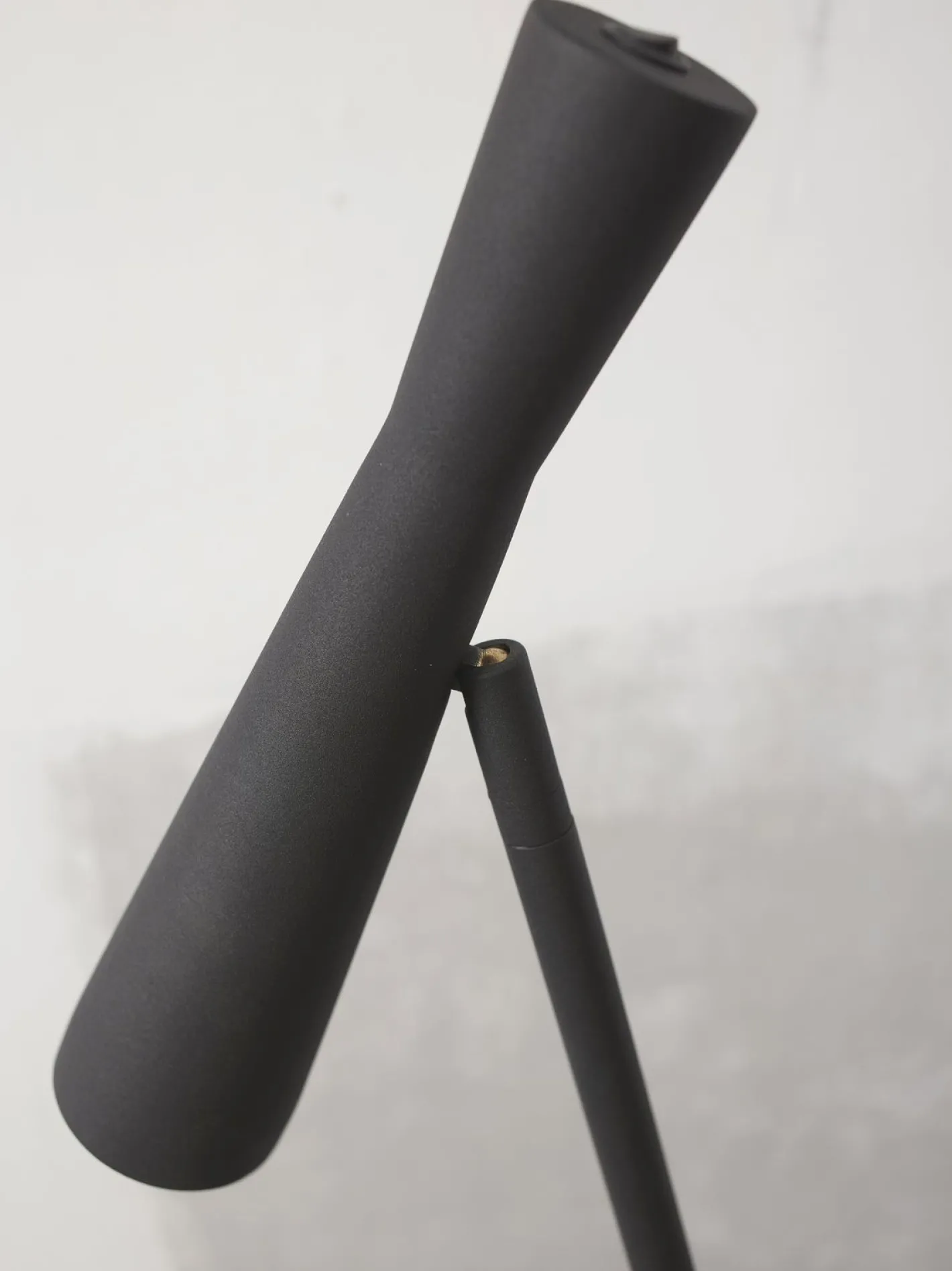 Hot It's about RoMi Bordeaux Vloerlamp Black