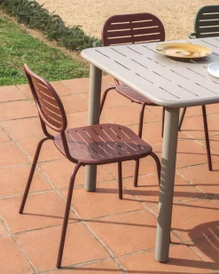 Kave Home Brai Tuinstoel Donkerrood