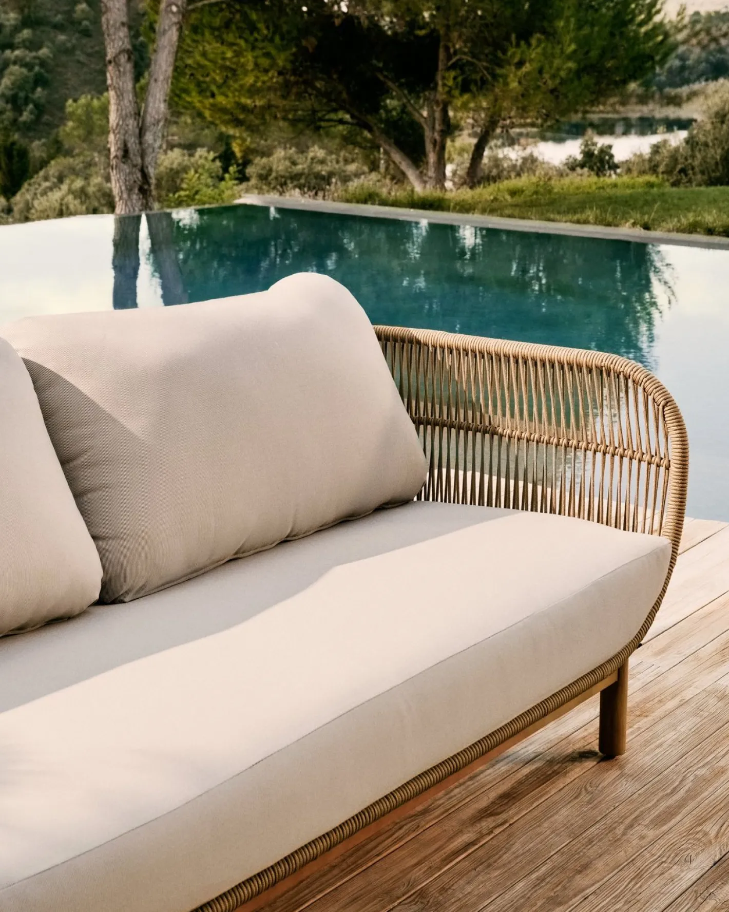 Best Kave Home Catalina Tuinbank Beige, Bruin