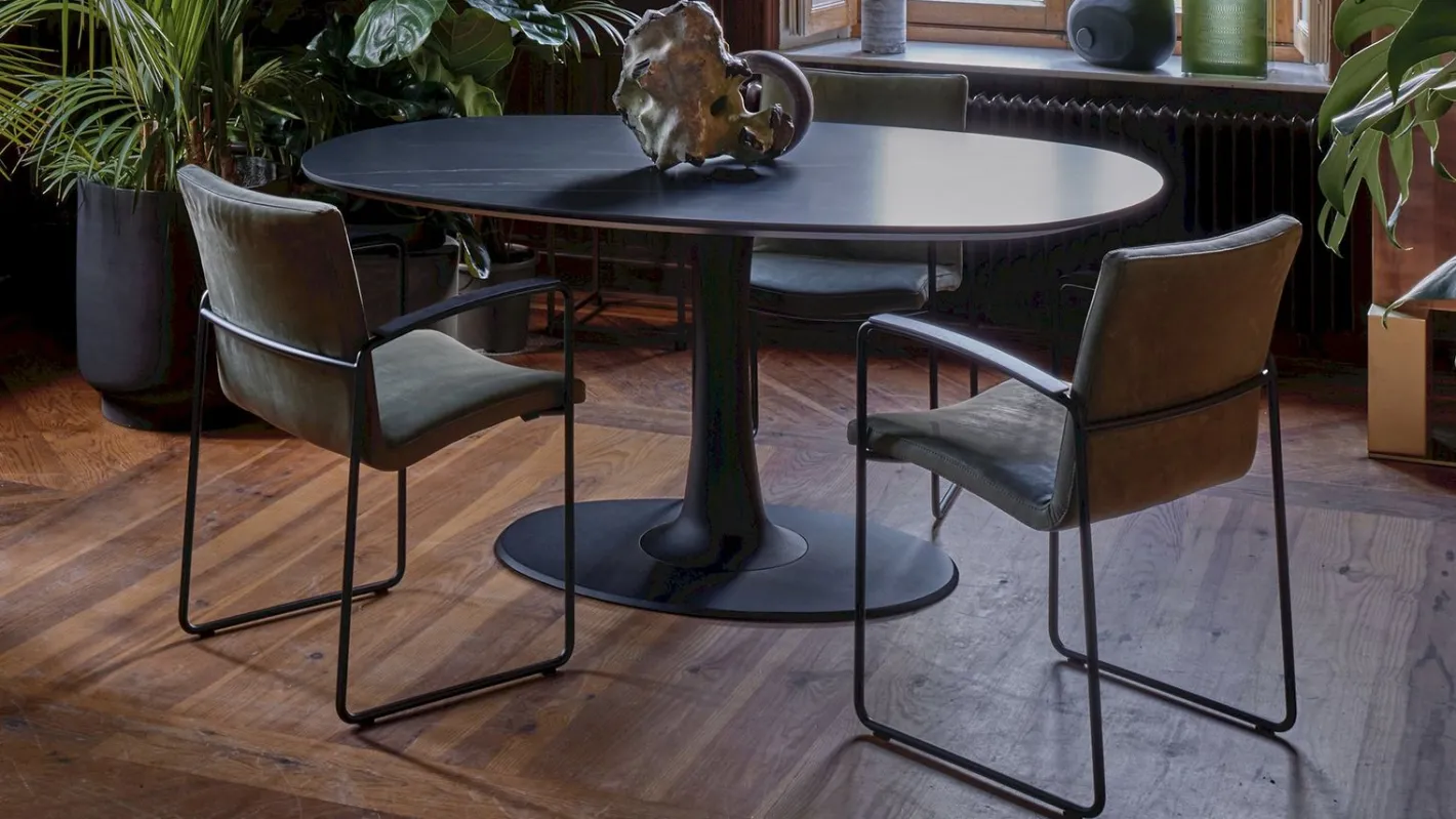 Sale Leolux Columna Eettafel Zwart