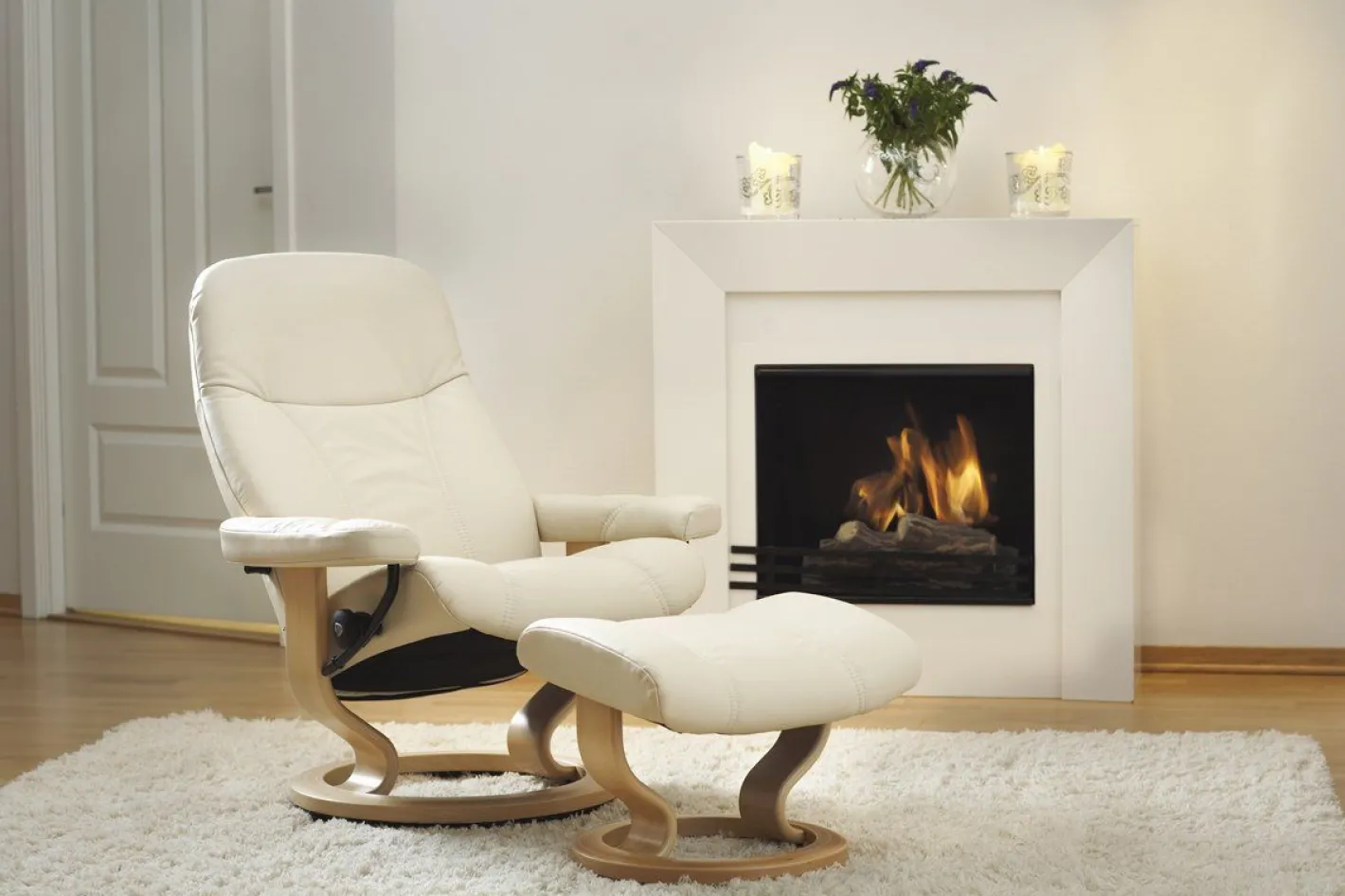 Clearance Stressless Consul Relaxfauteuil + Hocker Light Grey