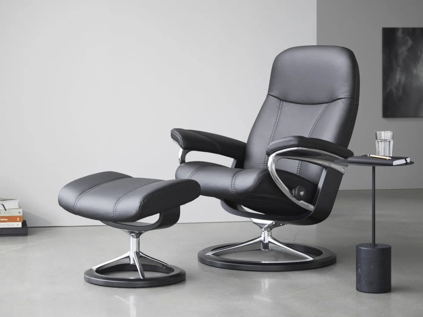 Clearance Stressless Consul Relaxfauteuil + Hocker Light Grey