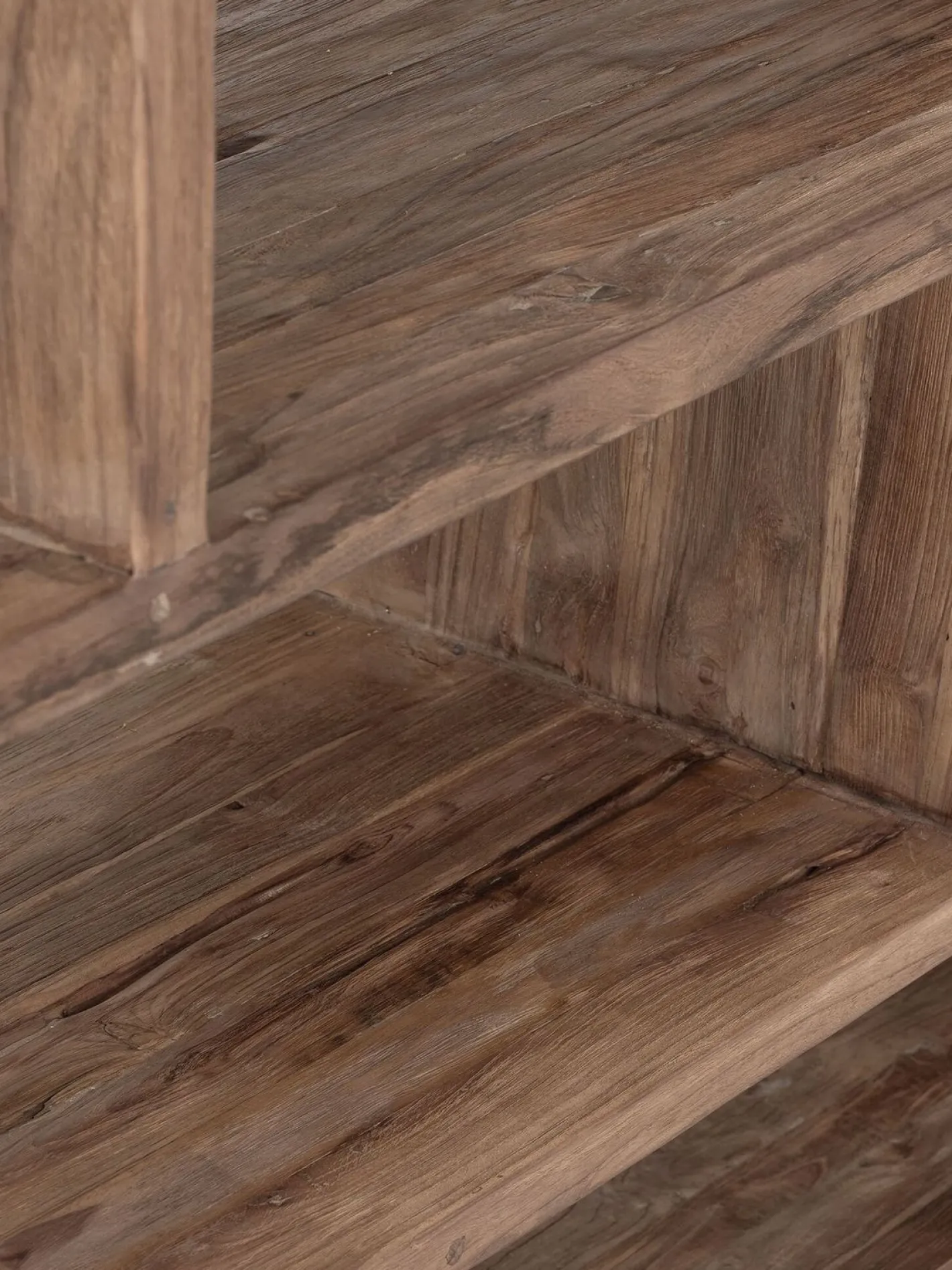 New MUST Living Corso Dressoir Bruin