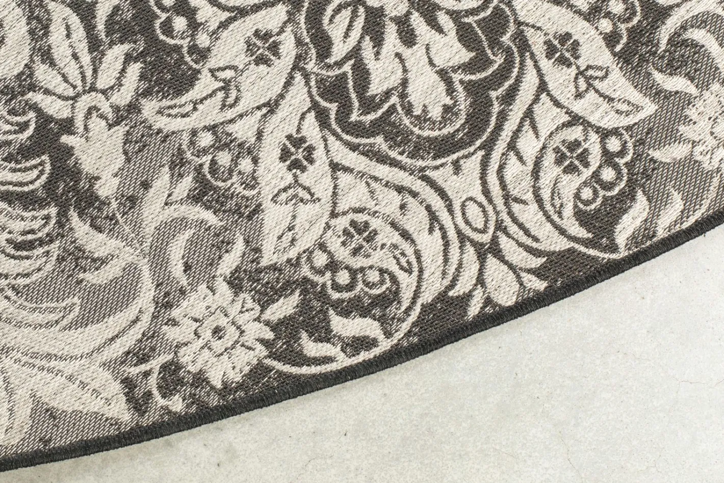 Sale Zuiver Coventry Vloerkleed Black