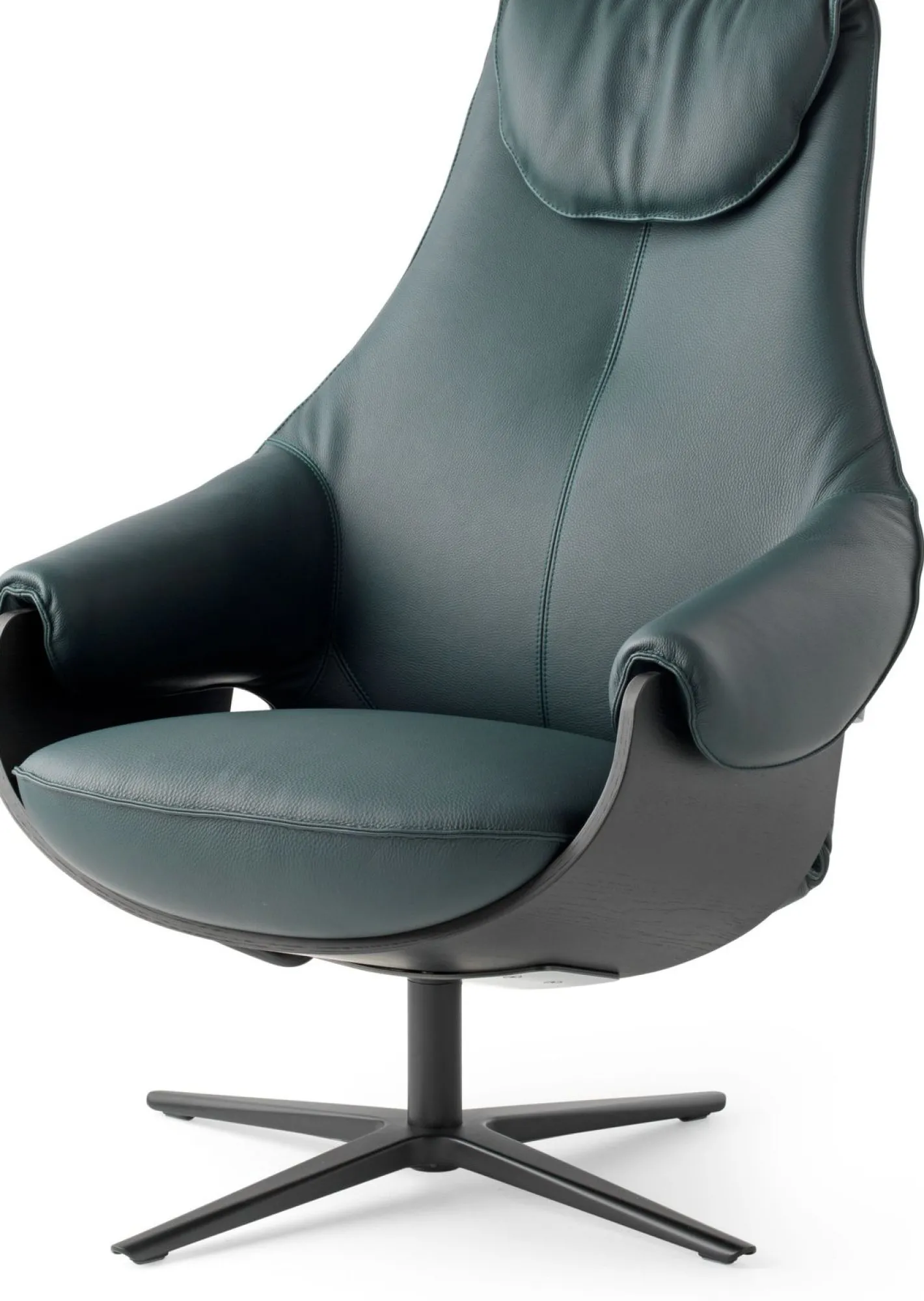 Clearance Leolux Cream Plus Fauteuil Cream, Walnut