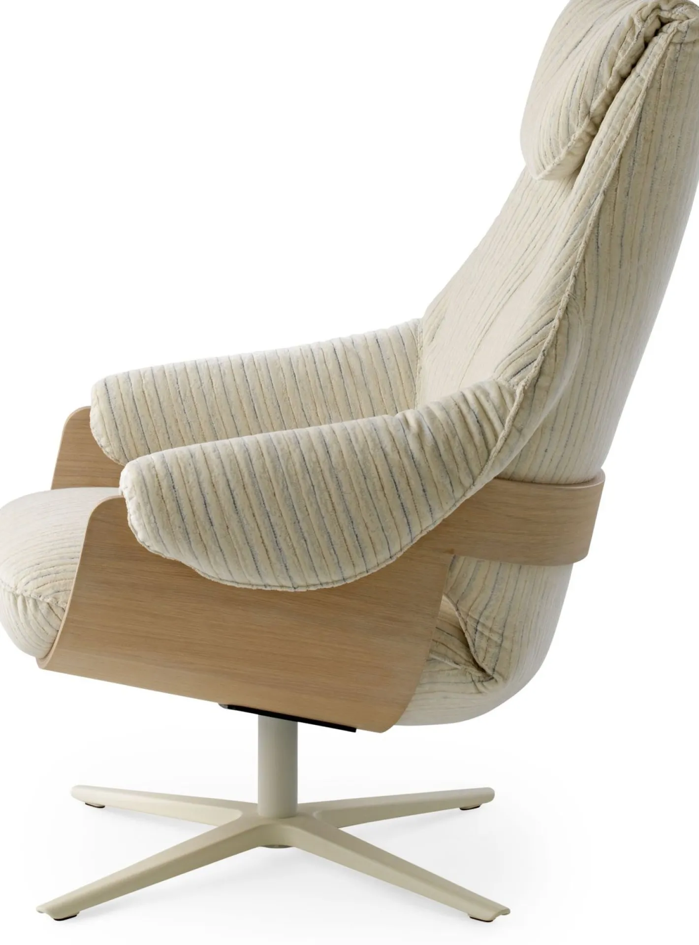 Clearance Leolux Cream Plus Fauteuil Cream, Walnut