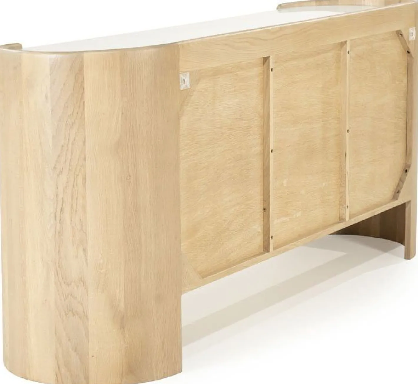 Hot Eleonora Don Dressoir Bruin