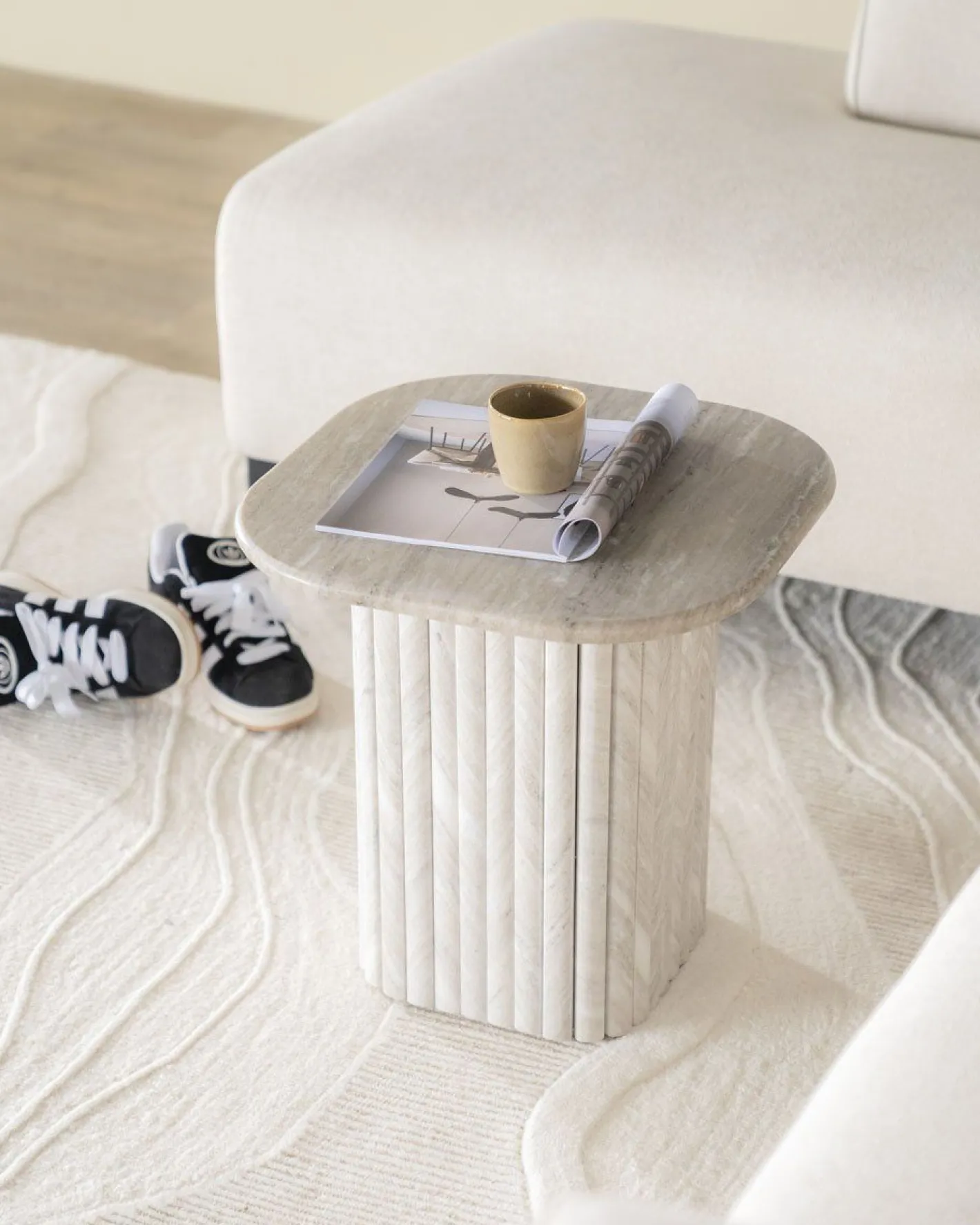 Clearance By Boo Dorique Bijzettafel Wit, Grijs