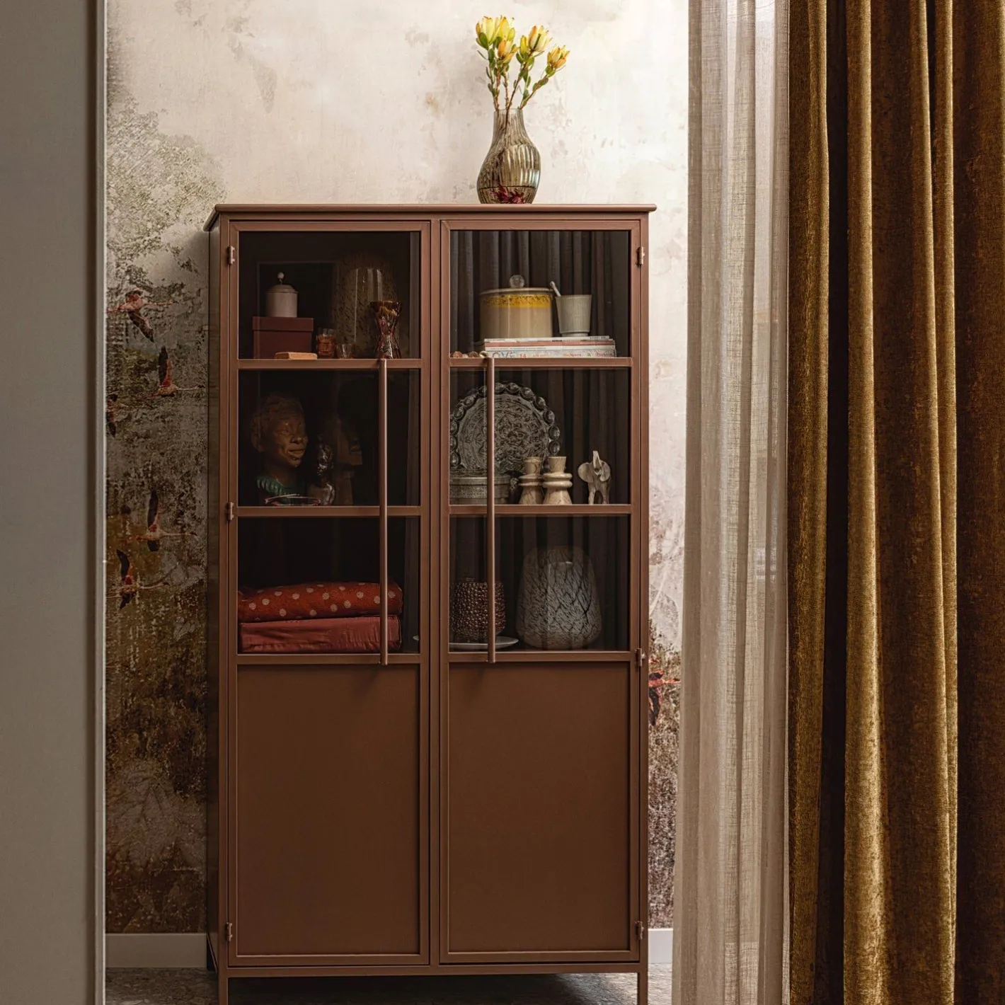 Clearance WOOOD Exhibit 2-deurs Vitrinekast Tan