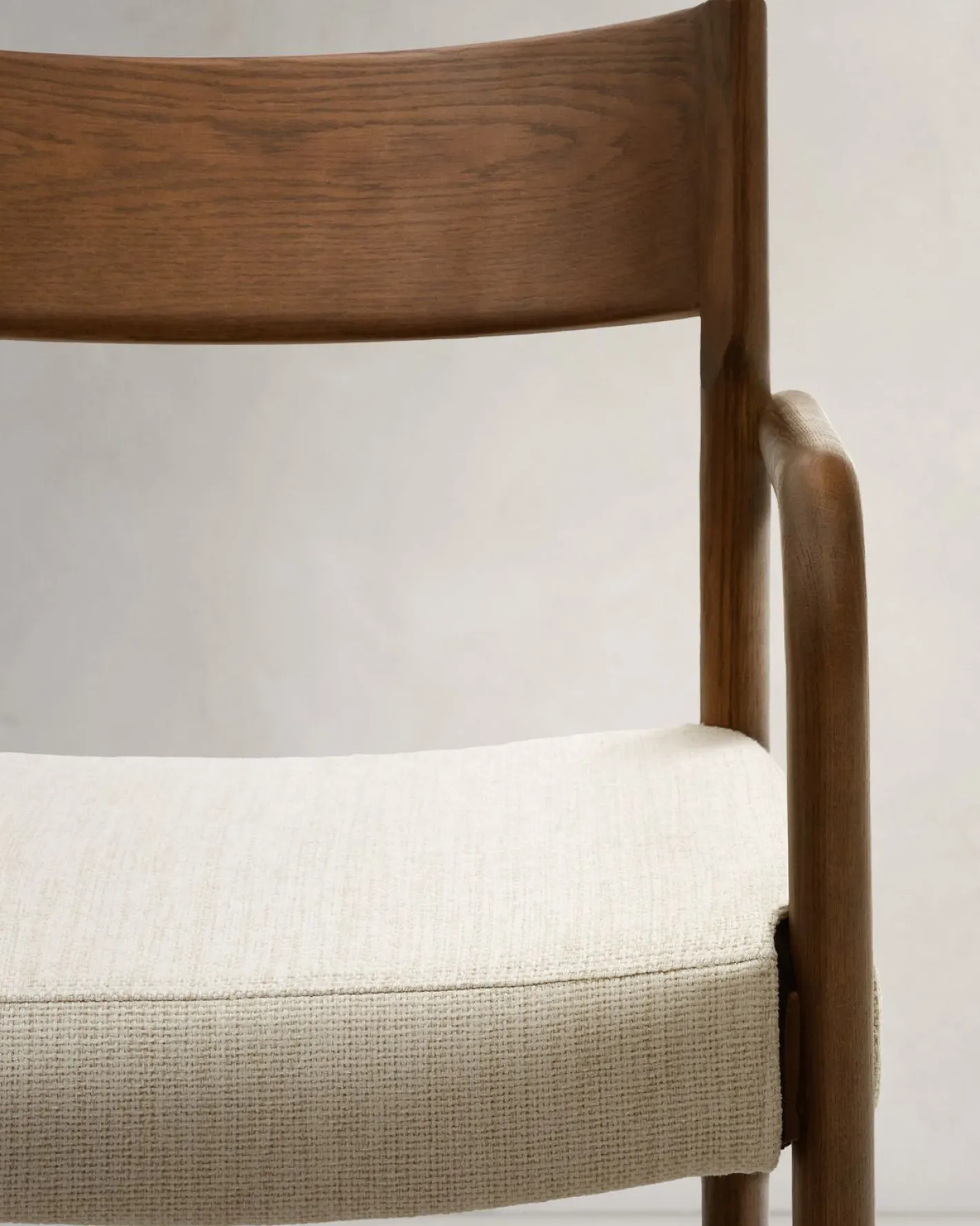 Hot Kave Home Falconera Armstoel Beige, Walnoot