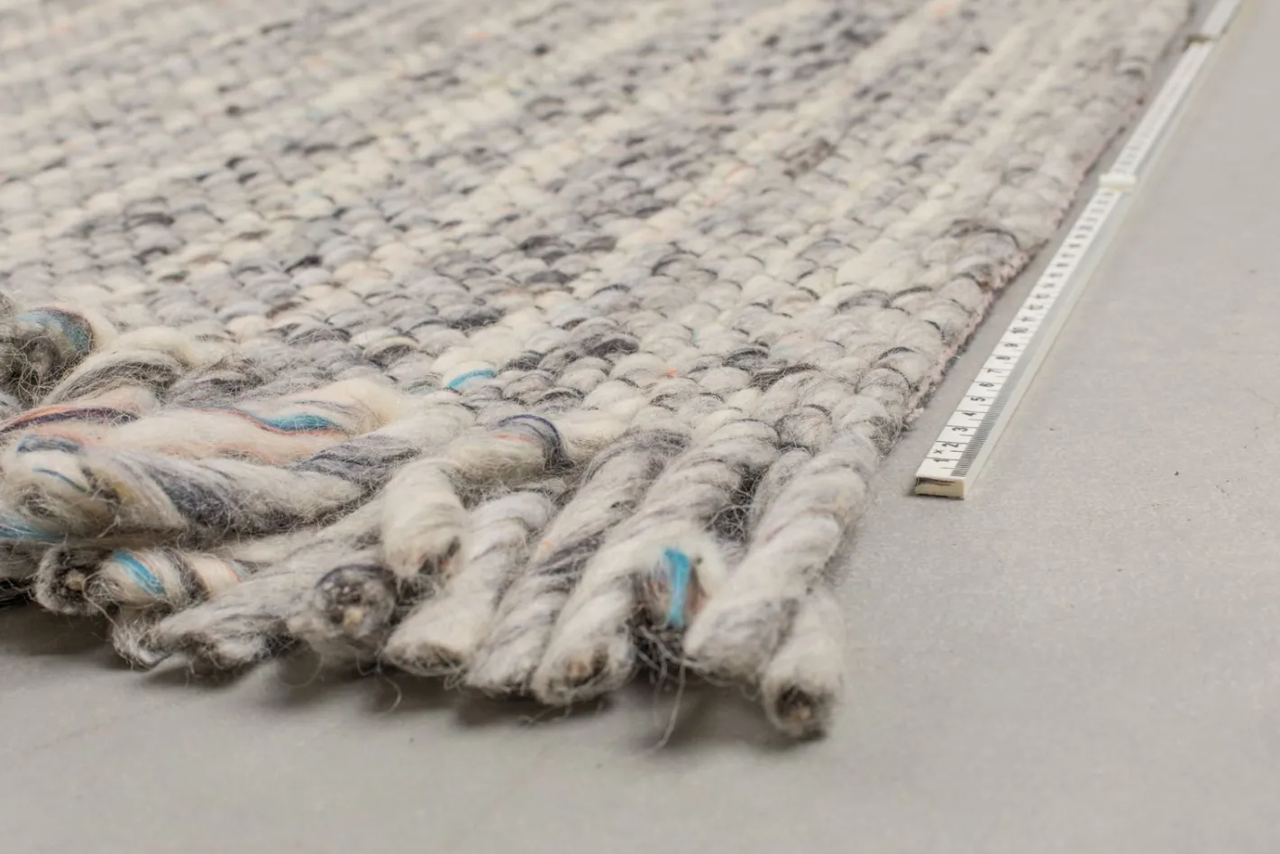 Zuiver Frills Vloerkleed Grey, Blue