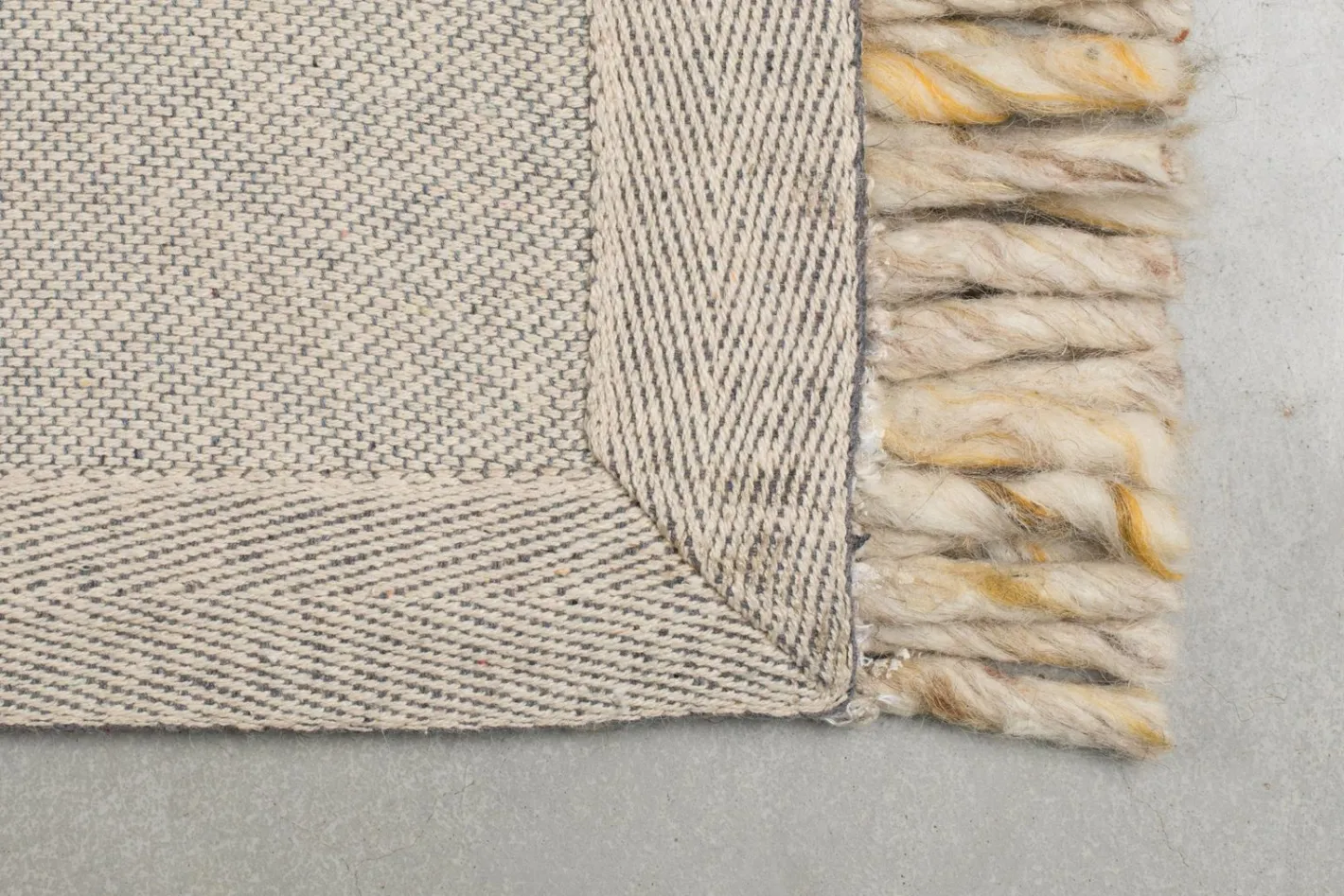 Sale Zuiver Frills Vloerkleed Beige, Yellow