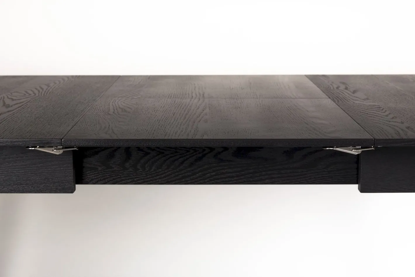 New Zuiver Glimps Eettafel Black