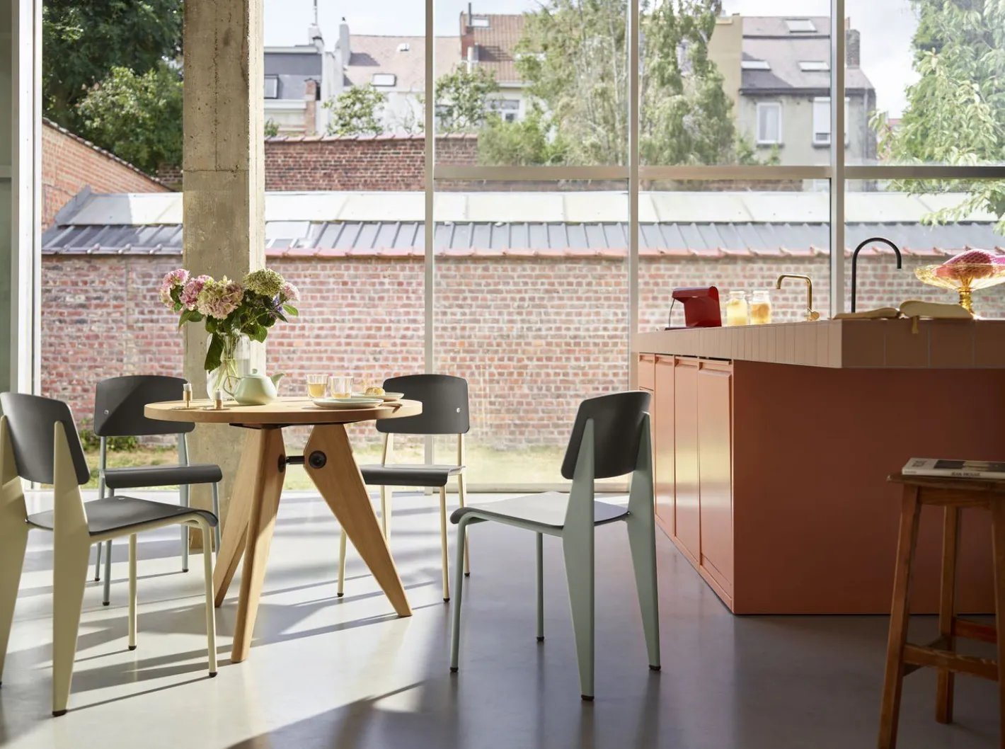 Hot Vitra Gueridon Eettafel Naturel