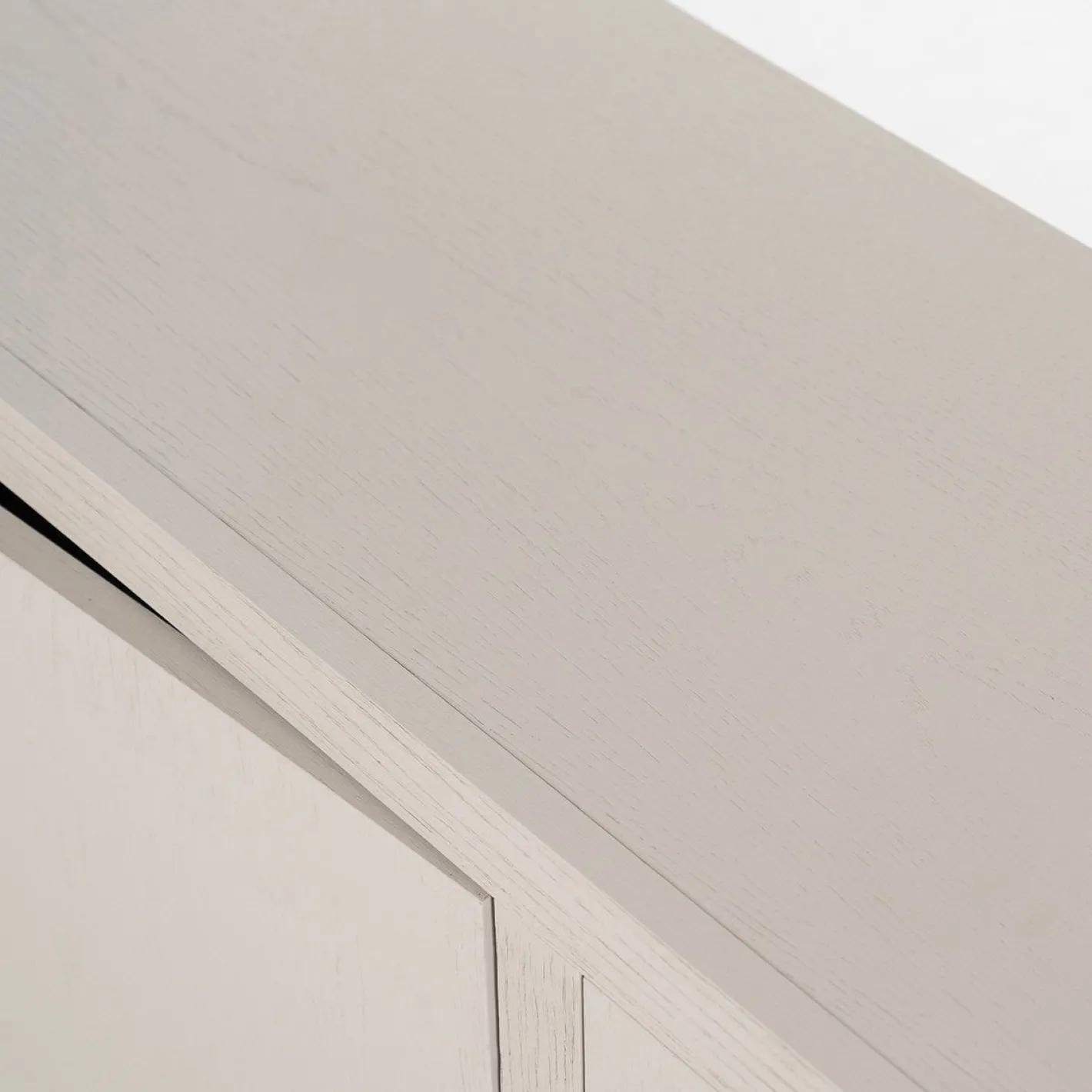 Outlet Eleonora Helsinki Dressoir Taupe