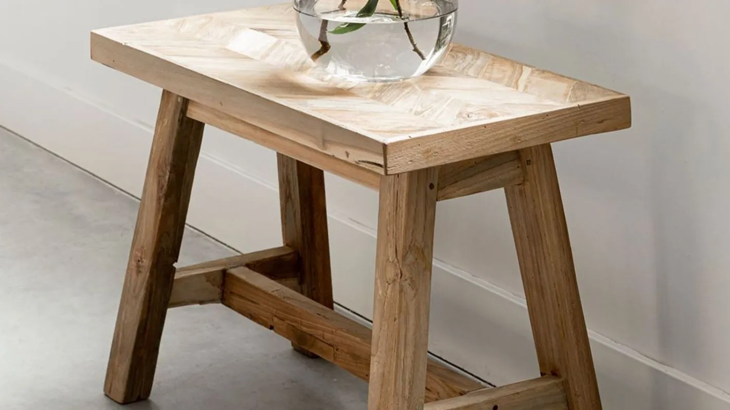 New MUST Living Herringbone Bank Natural