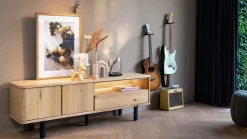 New Henders en Hazel Homestead 2-deurs Tv-meubel Natural