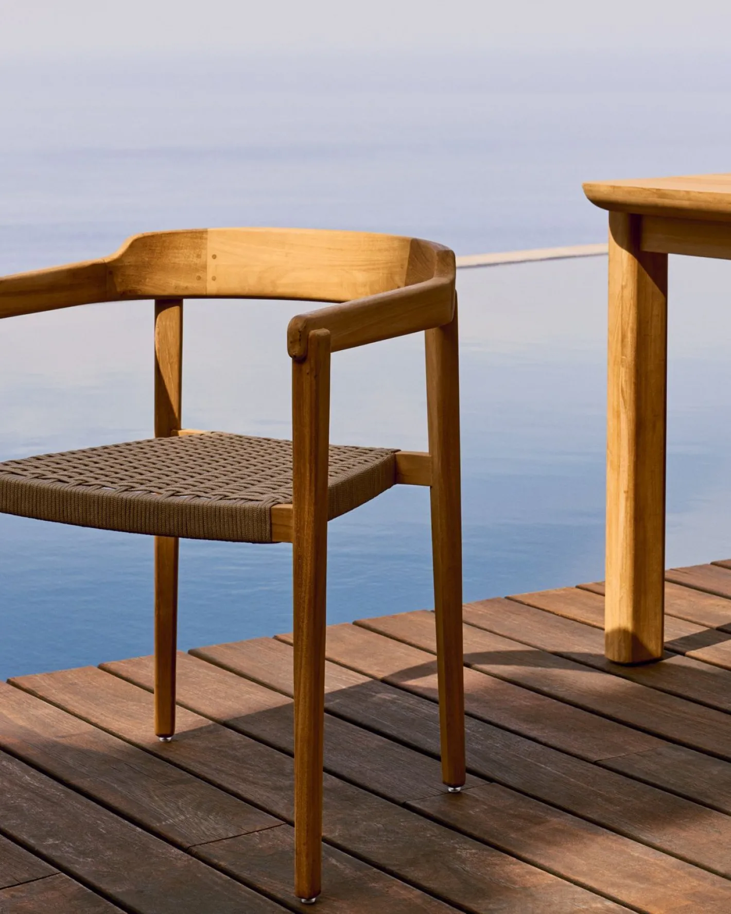 New Kave Home Icaro Tuinstoel Beige, Naturel