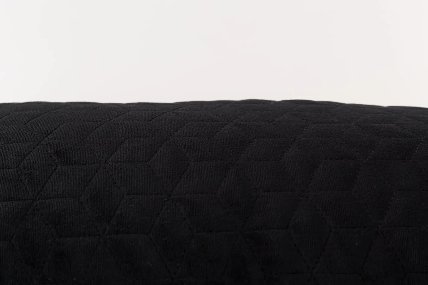 Outlet Zuiver Iris Sierkussen Black