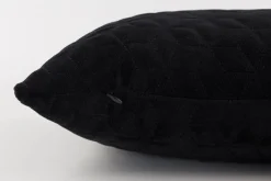 Outlet Zuiver Iris Sierkussen Black