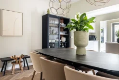 Best WOOOD James Buffetkast Zwart