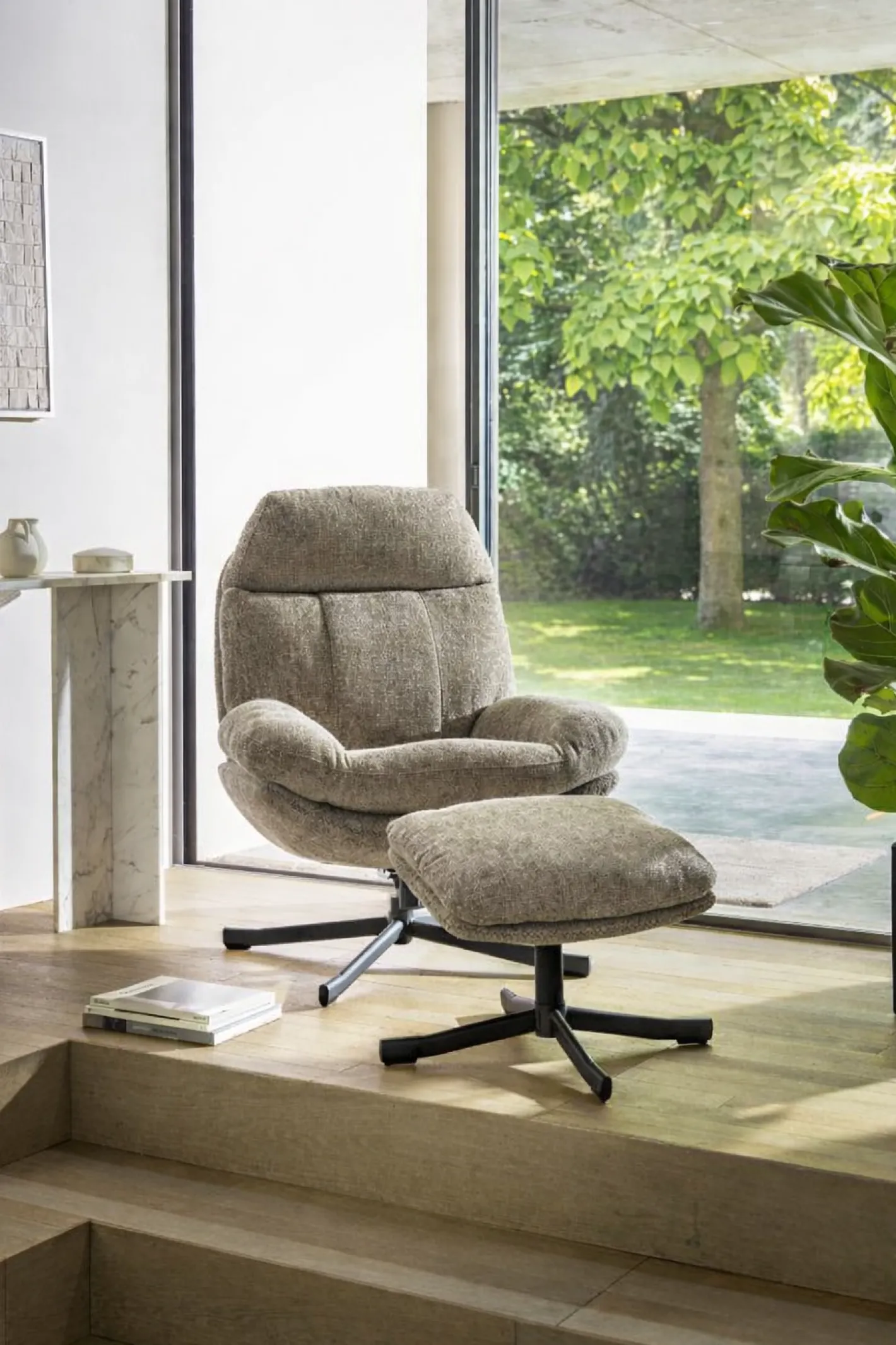 New Feelings Wonen Lenn Relaxfauteuil + Hocker Taupe