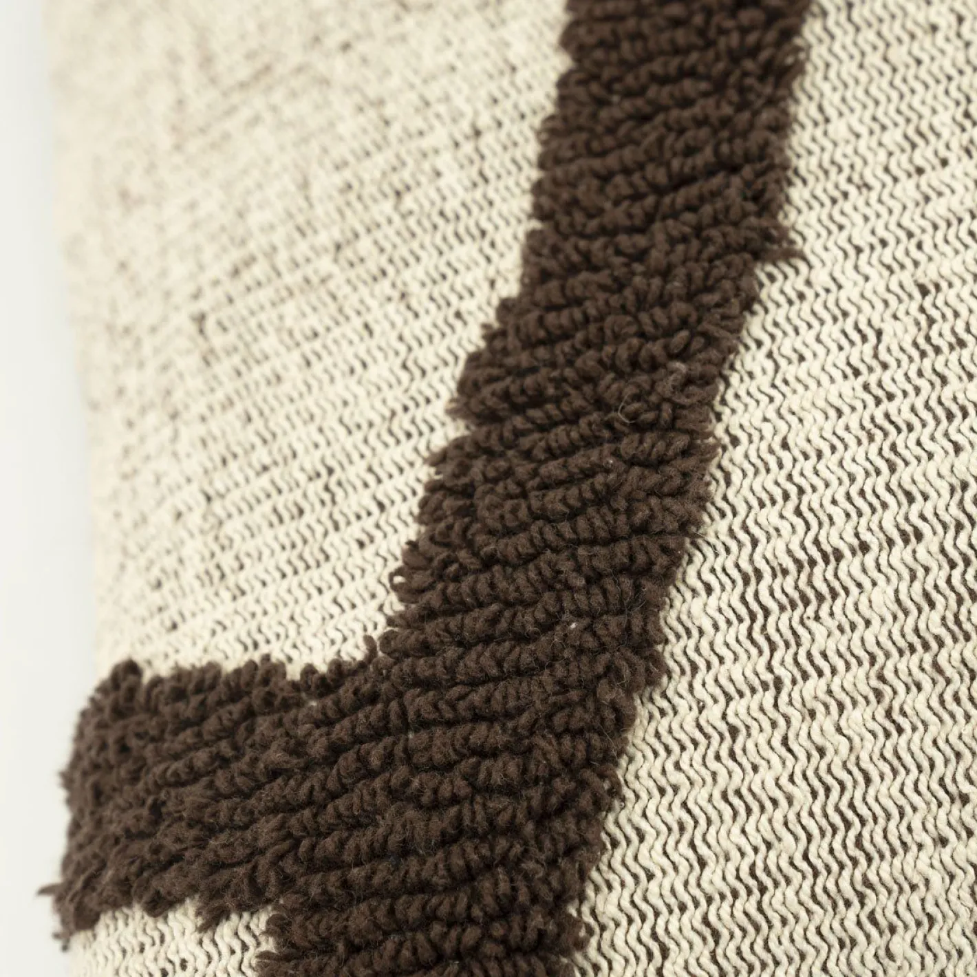Clearance By Boo Majani Kussen Dark Brown