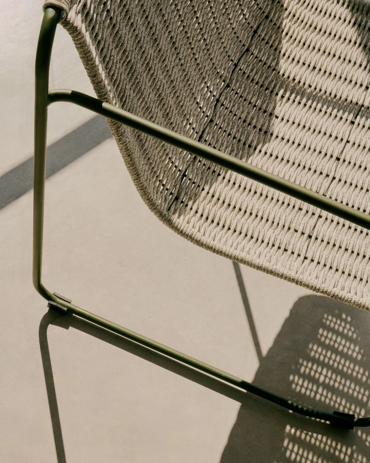 Kave Home Maurina Outdoor Fauteuil Grijs, Groen