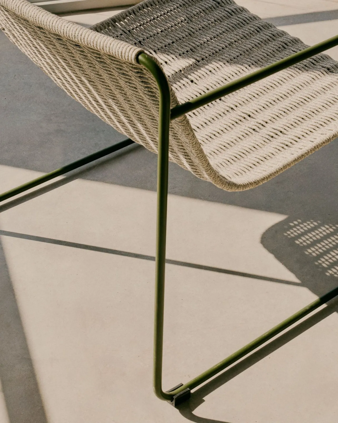 Kave Home Maurina Outdoor Fauteuil Grijs, Groen