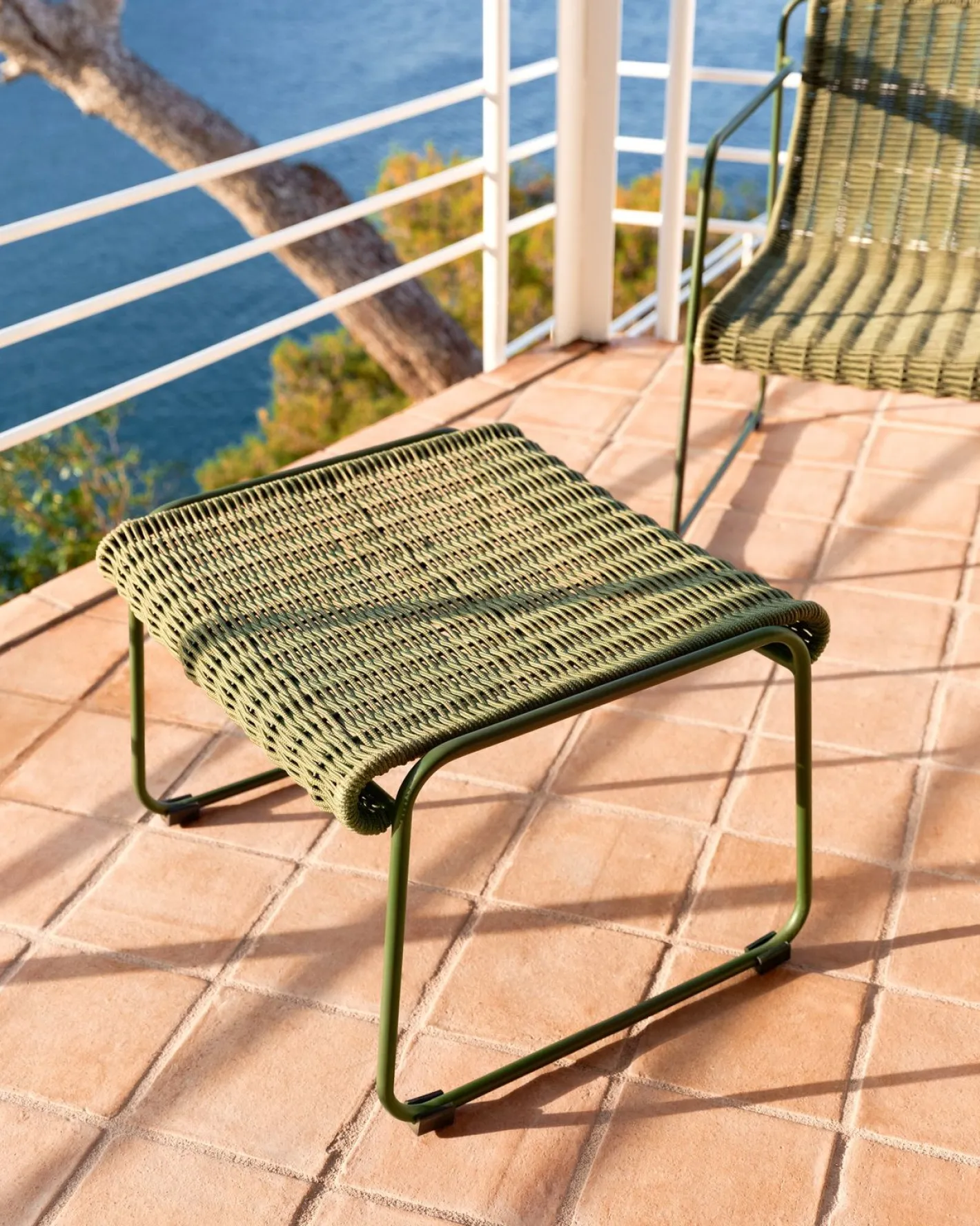 Discount Kave Home Maurina Outdoor Hocker Groen