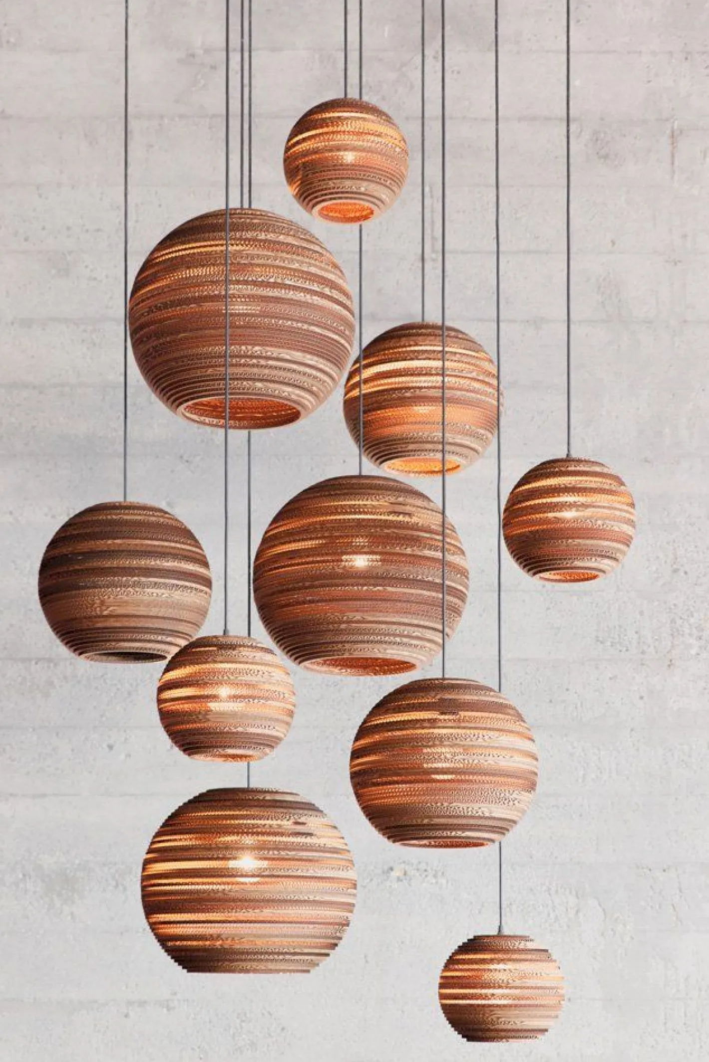New Graypants Moon Hanglamp Natural