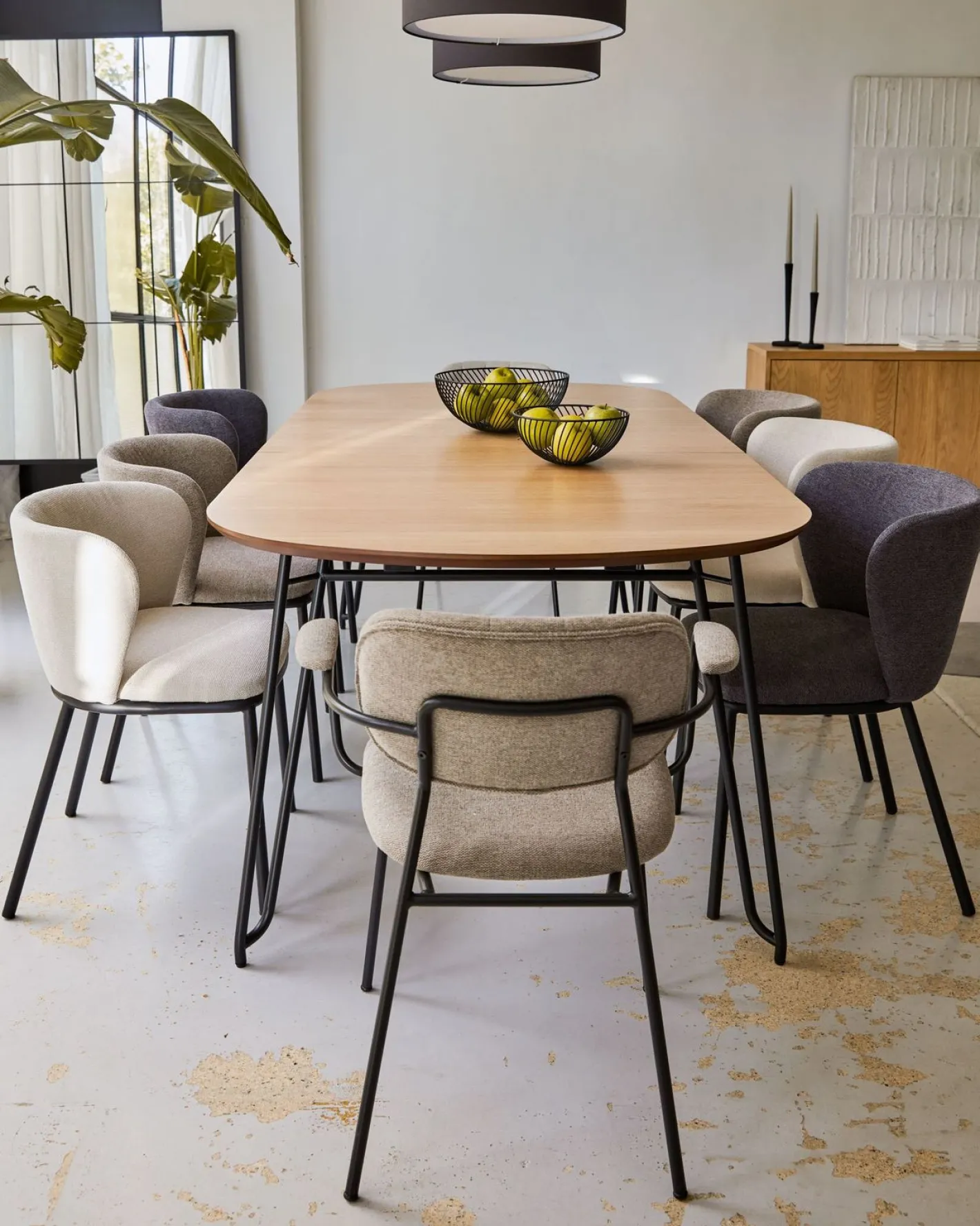 Best Kave Home Novaks Uitschuifbare Eettafel Bruin