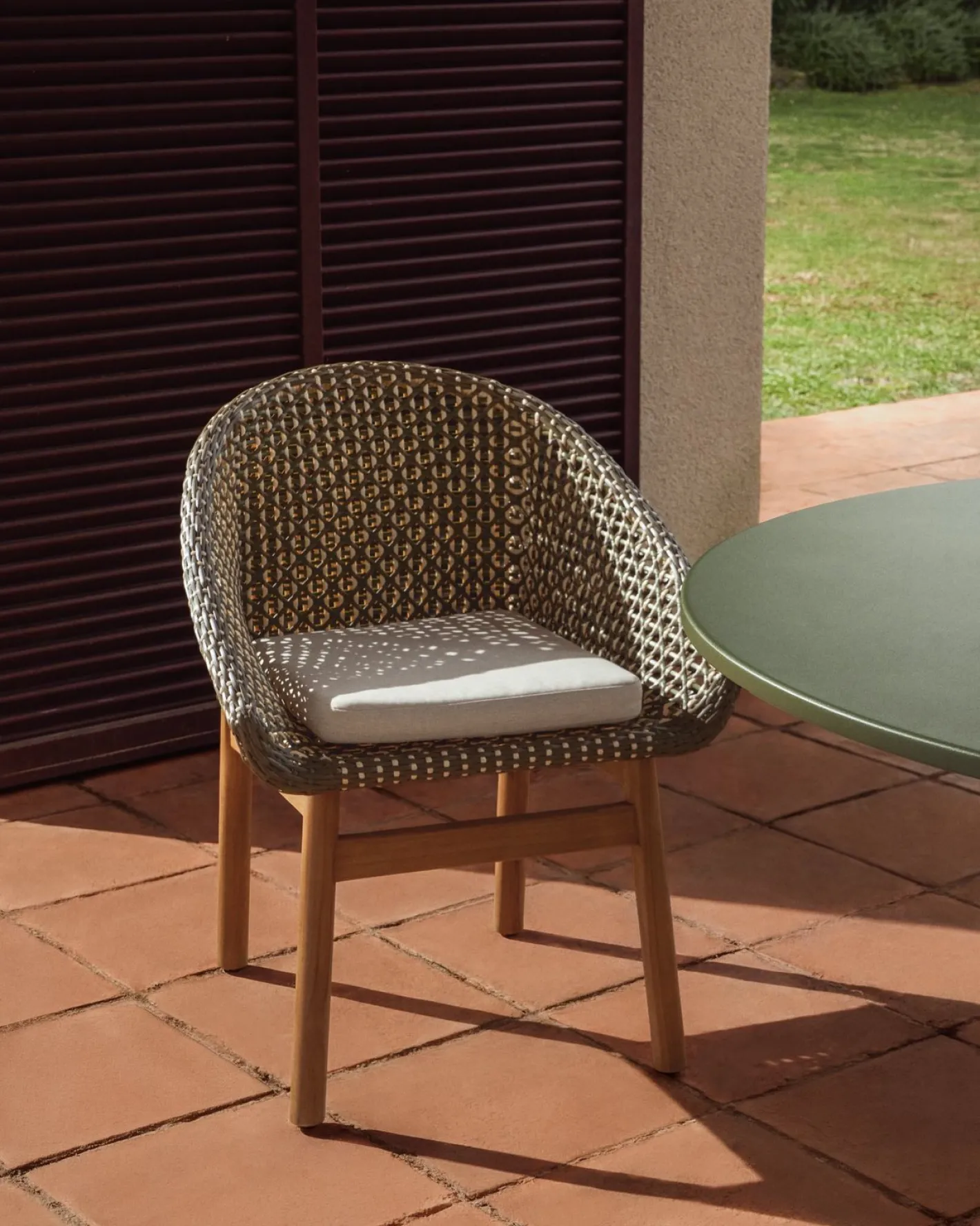 Best Kave Home Olbia Tuinstoel Groen