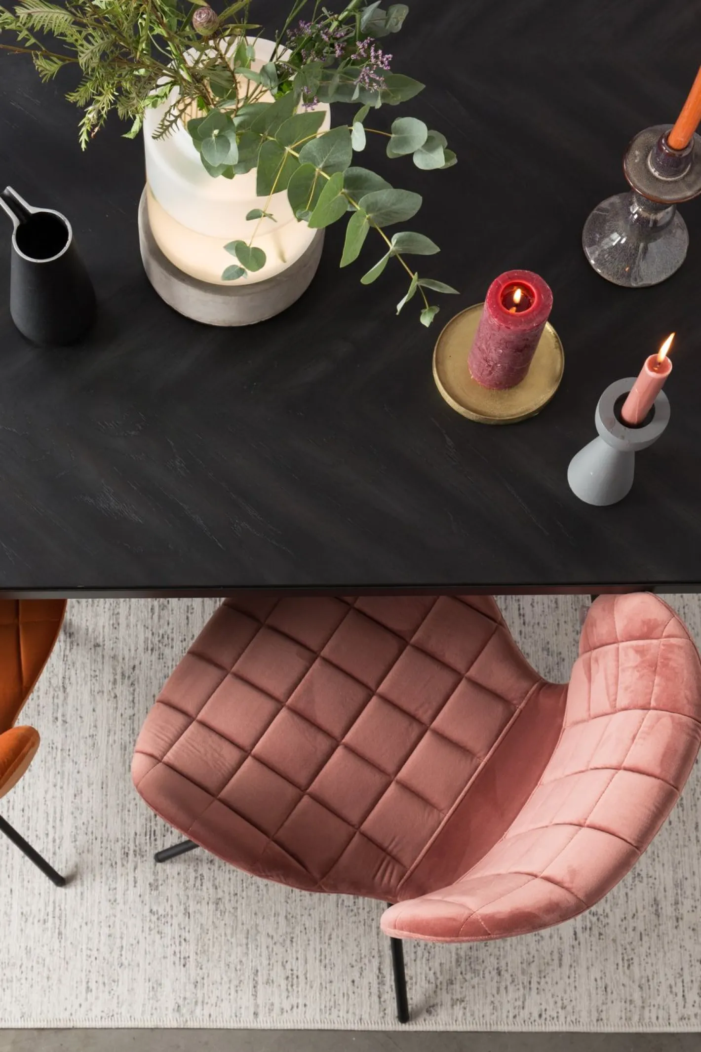 Online Zuiver OMG velvet (set van 2) Eetkamerstoel Old Pink