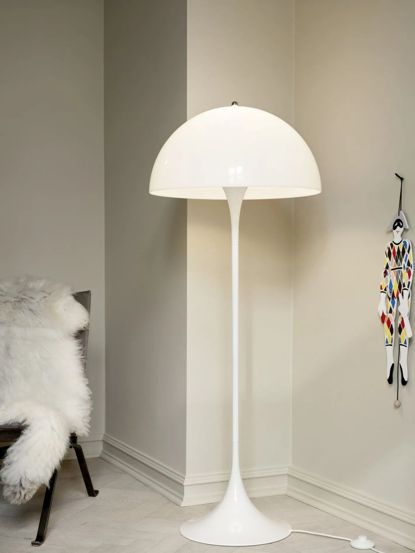 Louis Poulsen Panthella Vloerlamp White Opal