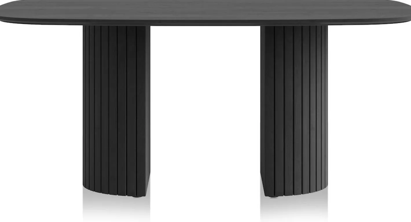 Hot Henders en Hazel Pavie Eettafel Castle Black